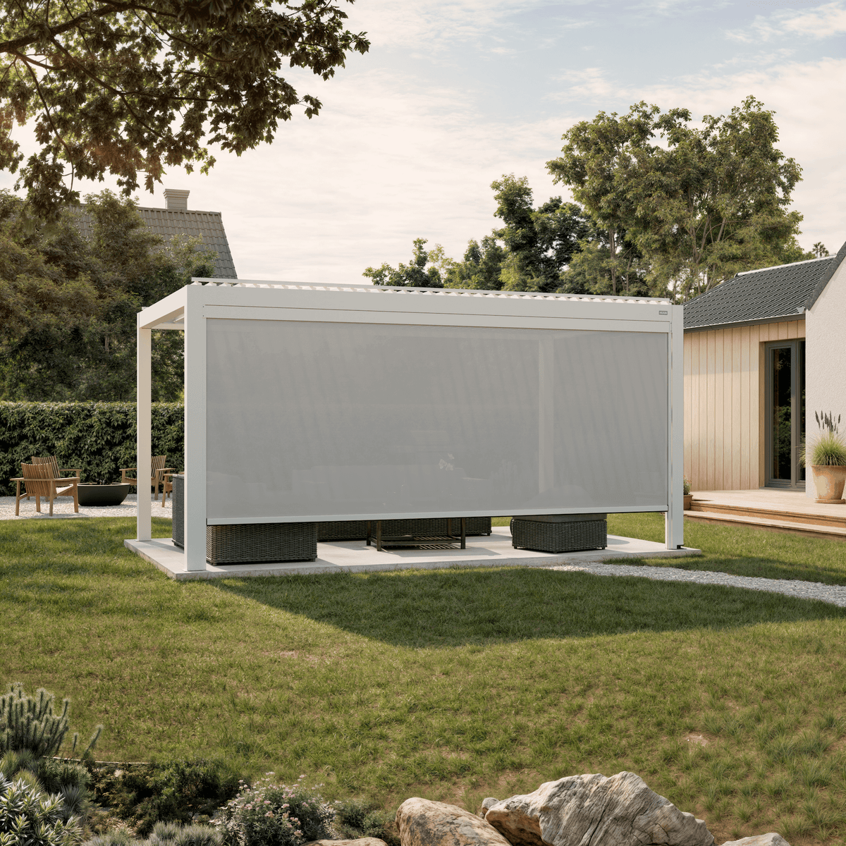 Manual retractable side screen, 16' in white, on an aluminum pergola
